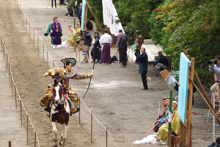 日光東照宮では秋季大祭 神事流鏑馬が行われました。